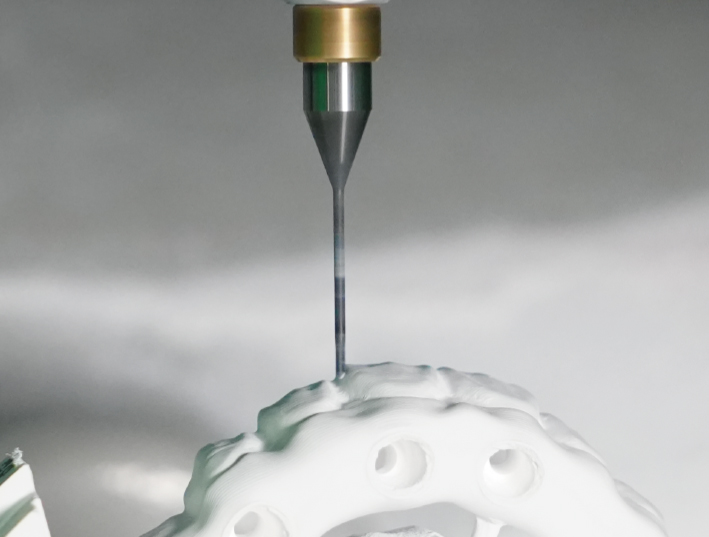 Fraisage zircone avec la Deprag D5 AFE